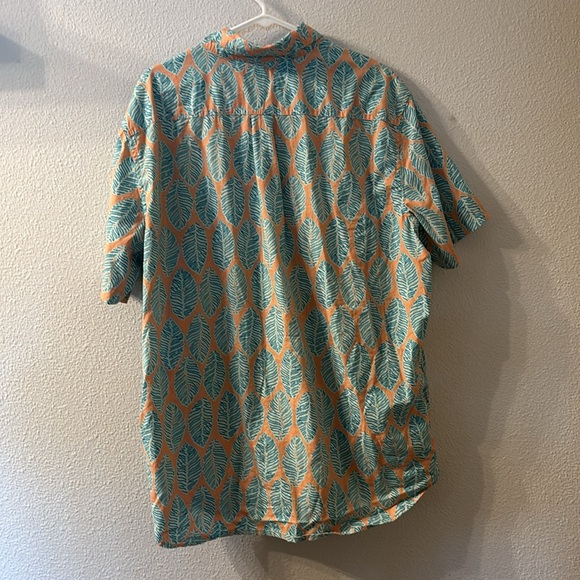 Sonoma short sleeve button down size 2XLT - Picture 5 of 5